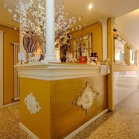 스칼론 델 다지 베니스