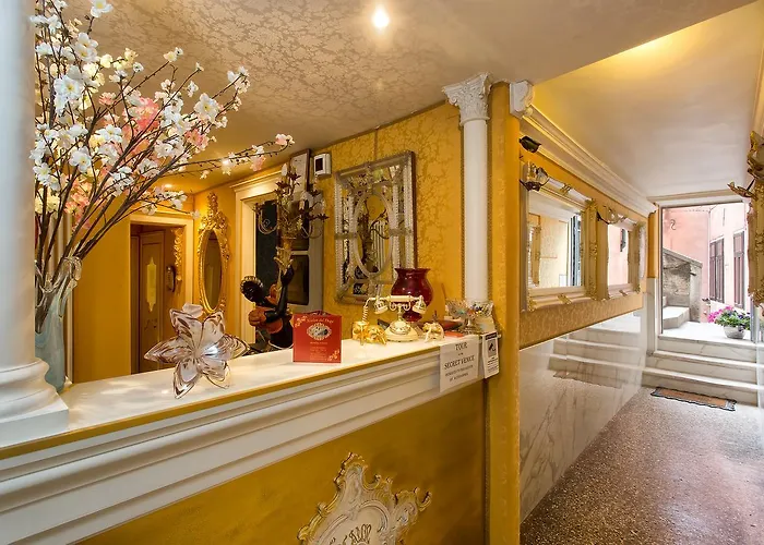 Nocleg ze śniadaniem Scalon Del Doge 4*